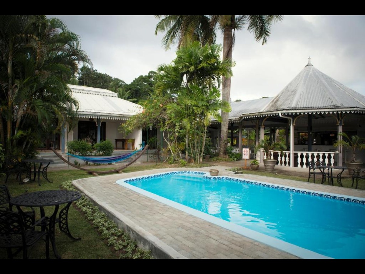 Auberge Chez Plume